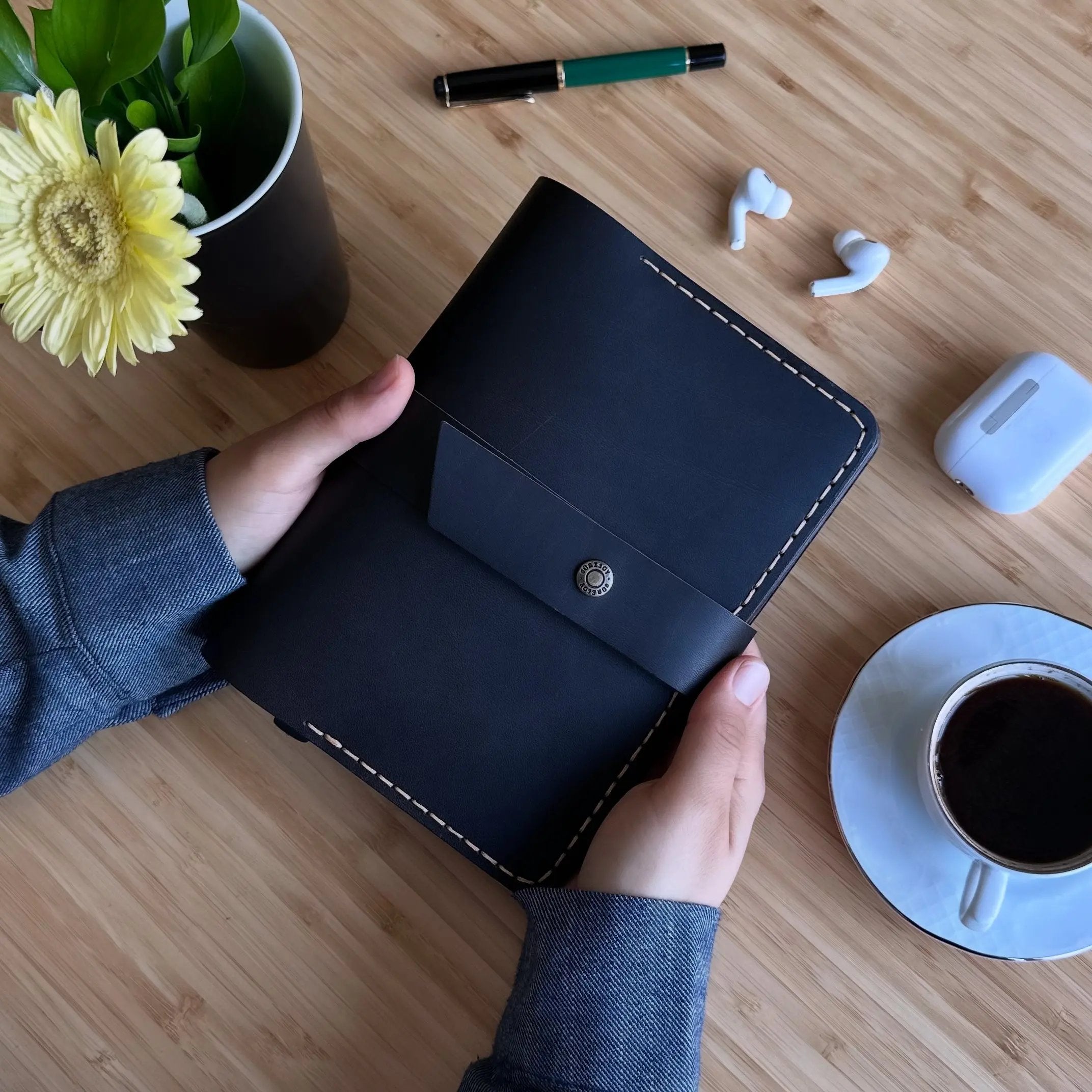 "Aydem A6 Pro-Chocolate🍫" Lüks Hakiki Deri Organizer / Çizgili Bloknot, Ayraç, Anahtarlık Hediye Kargo, İsim Kazıma, Hediye Paketi Ücretsiz !