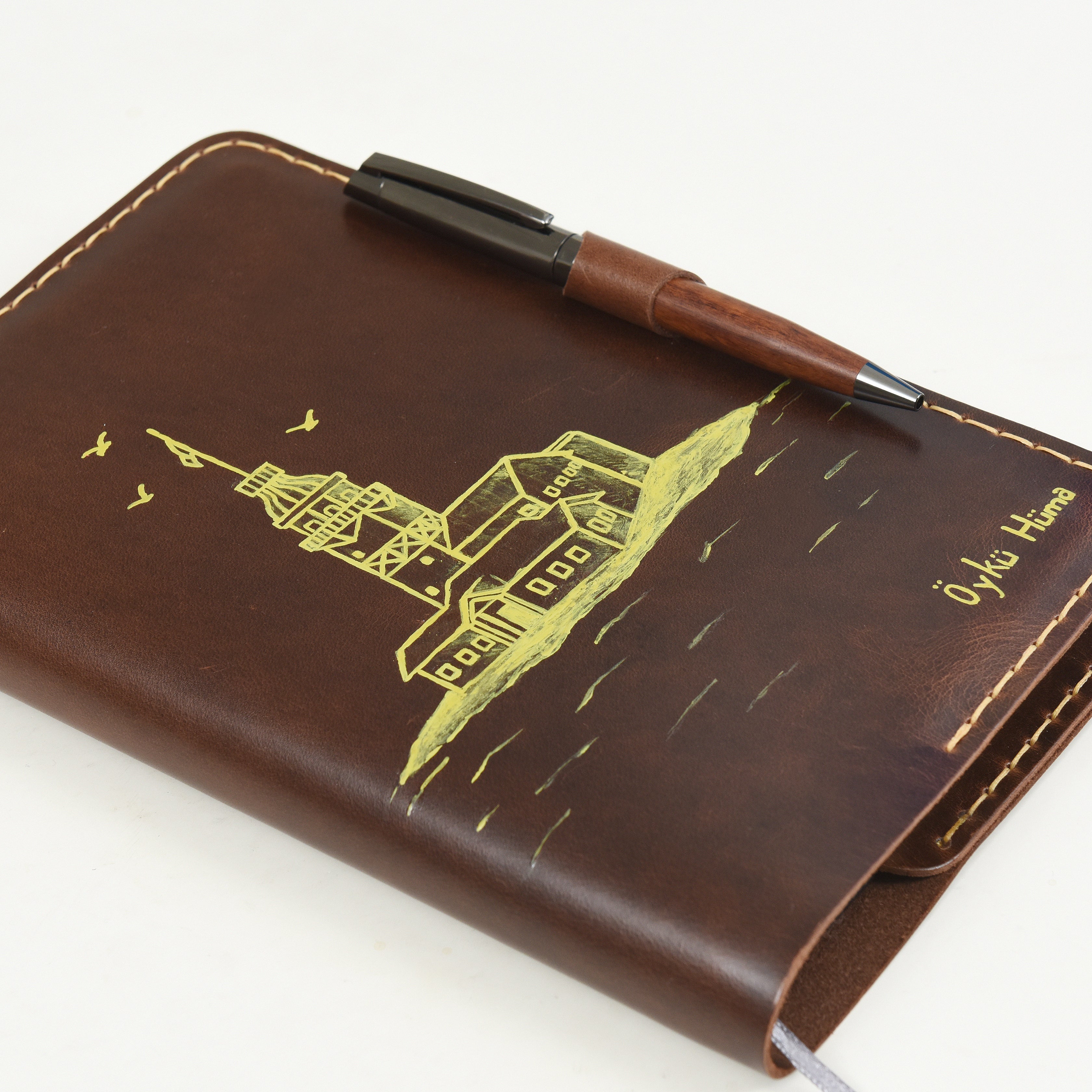 ''(26 Adet Limitli Ürün) 2026 A5 Ajanda - Antik Kahve" Kız Kulesi Sulu Boya Tasarım / Sulu Boya ile İsim Yazma, Kalem, Anahtarlık Hediye