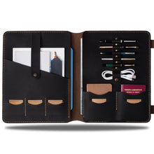 Görseli Galeri görüntüleyiciye yükleyin, &quot;Artunç XL-Chocolate🍫&quot; Lüks Hakiki Deri Organizer &amp; Macbook - İPad Kılıfı / İsim Yazma, Şık Hediye Paketi, Ayraç, Anahtarlık ve Kargo Ücretsiz !
