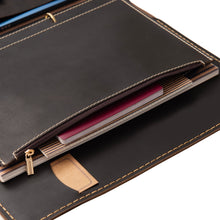 Görseli Galeri görüntüleyiciye yükleyin, &quot;Güneri A4 Pro-Chocolate🍫&quot; Lüks Hakiki Deri Organizer / Çizgisiz Bloknot, İsim Yazma, Şık Hediye Paketi, Ayraç, Anahtarlık ve Kargo Ücretsiz !
