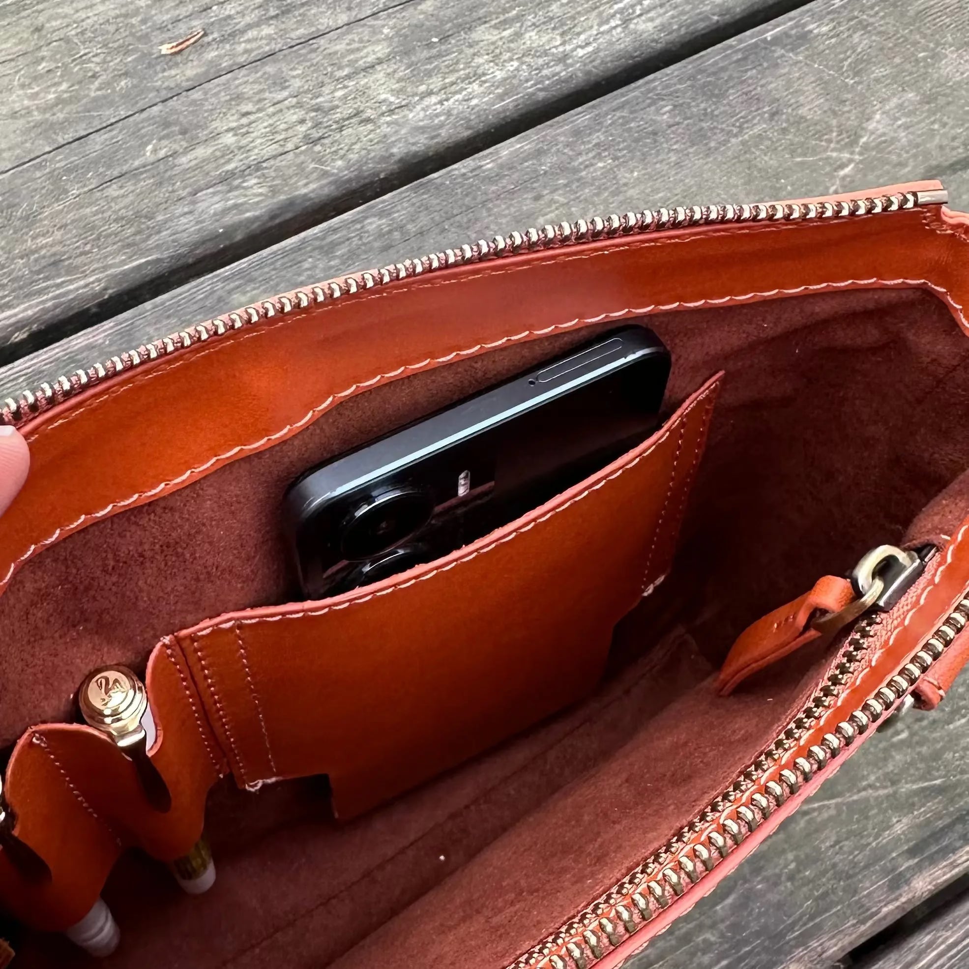 "Andaç" Lüks Hakiki Deri Çanta / Anahtarlık Hediye Kargo, İsim Kazıma, Hediye Paketi Ücretsiz !